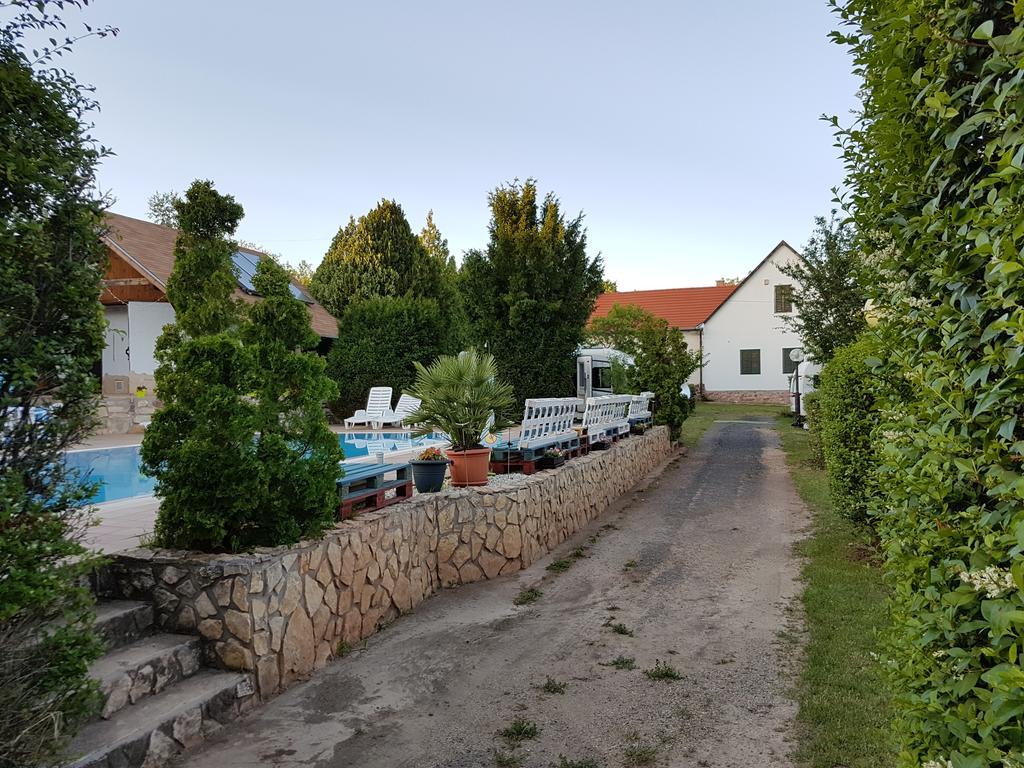 Mandel Camping Полознок Екстер'єр фото