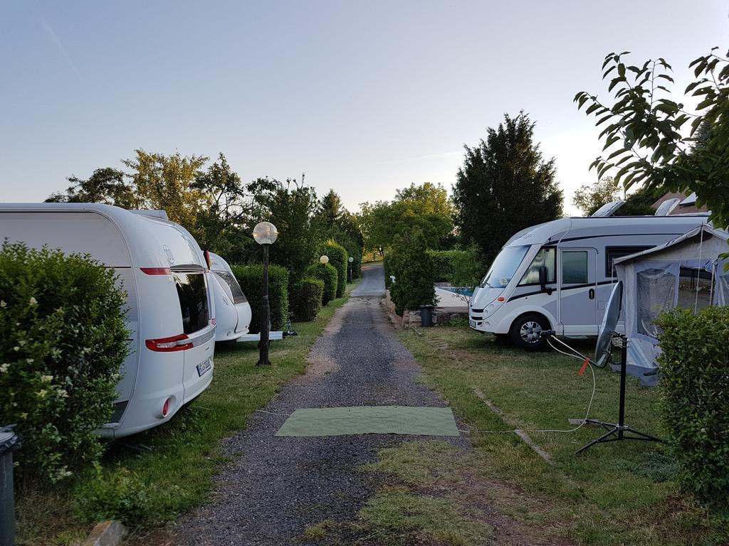 Mandel Camping Полознок Екстер'єр фото